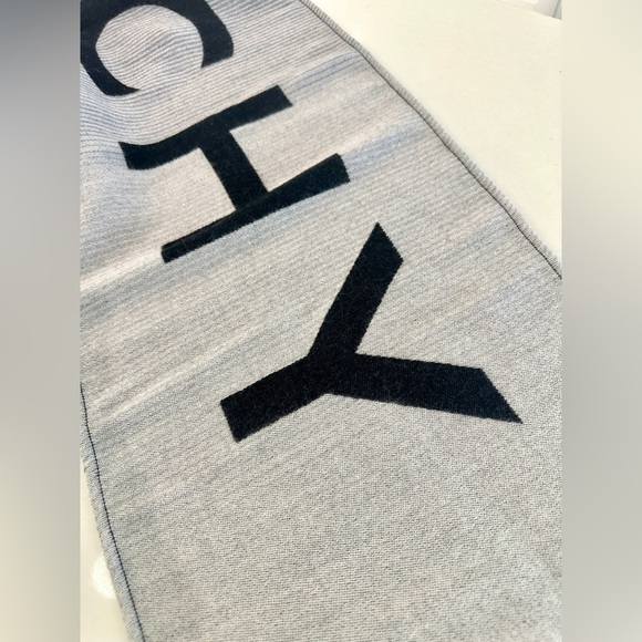 Givenchy Degrade Ombre Logo Scarf - Picture 4 of 5